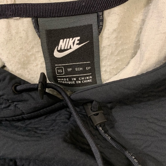 Nike tech pack cropped hoodie - Picture 5 of 5